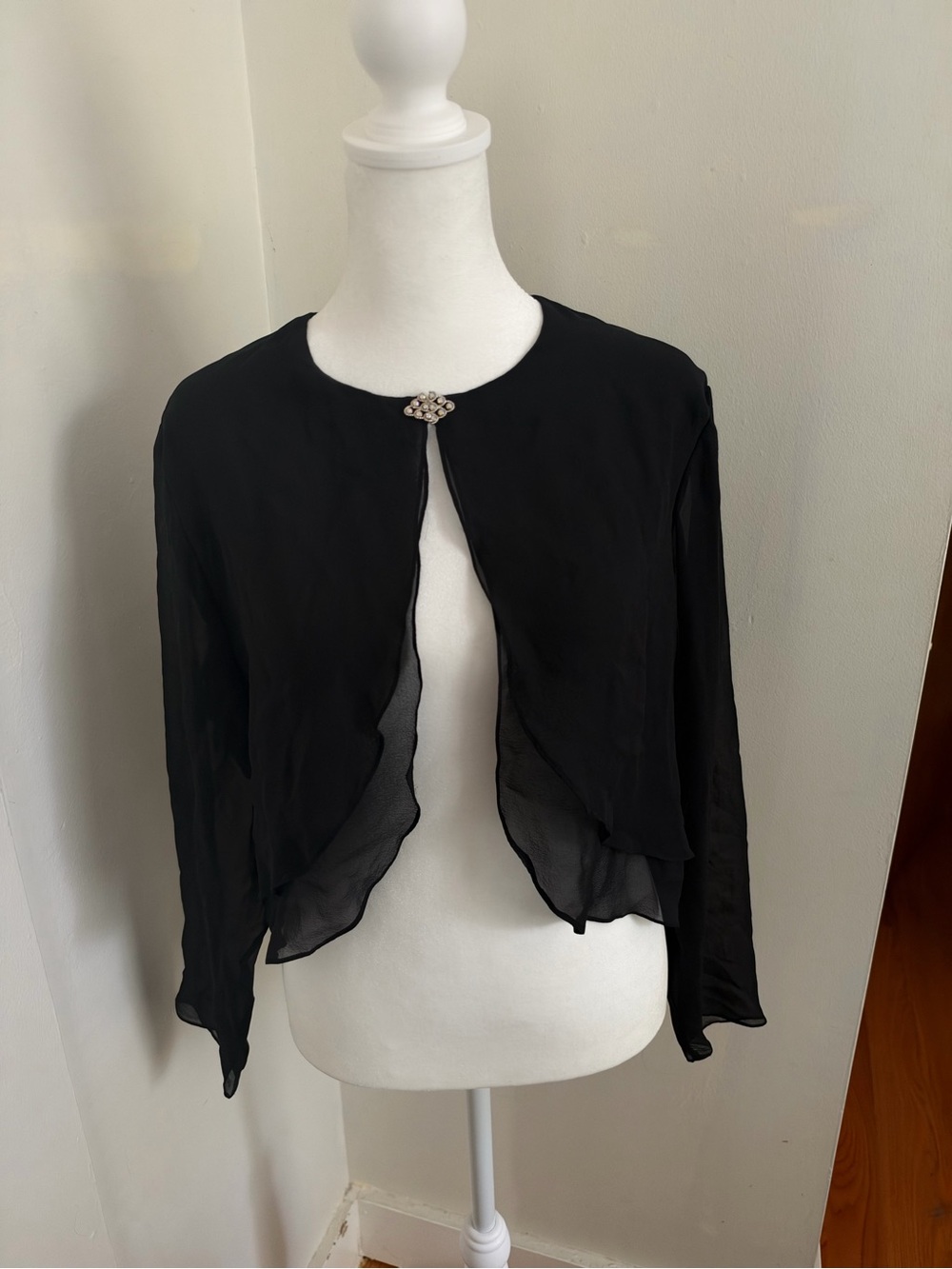 Simply Silk Black Sheer bolero Cardigan Size Medium 100% Silk 3/4 Sleeve